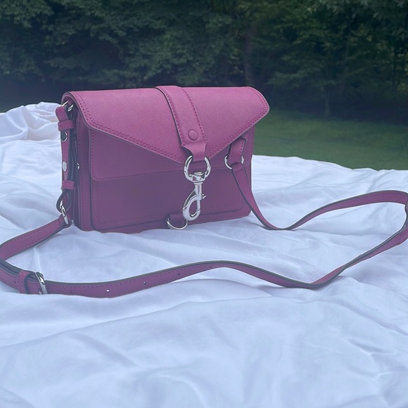 Rebecca Minkoff Handbags - Rebecca Minkoff crossbody bag